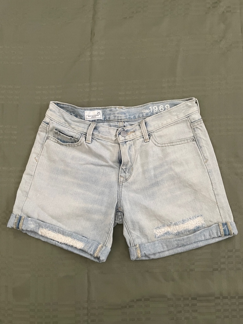 GAP Light Blue Roll-Cuff boyfriend shorts